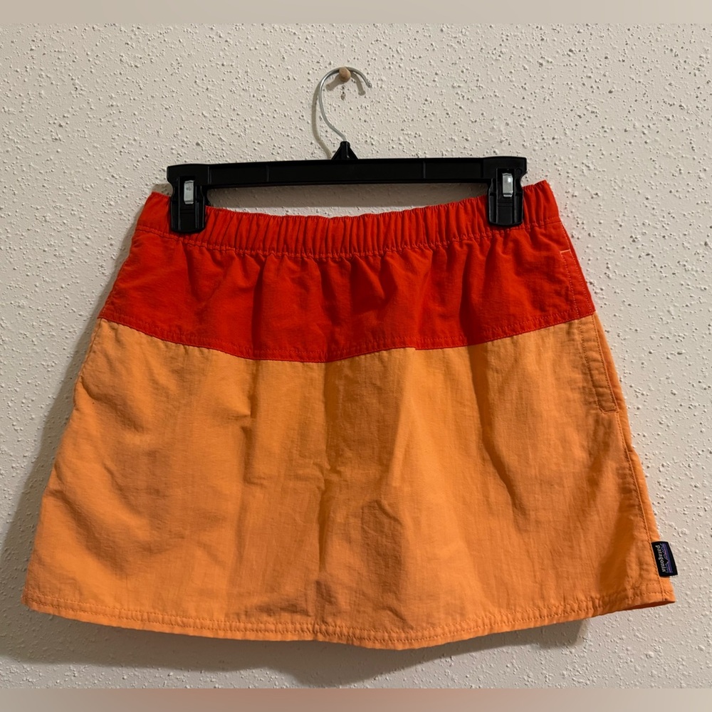 Patagonia Baggies Skirt - Colorblock Orange and Red - Size S